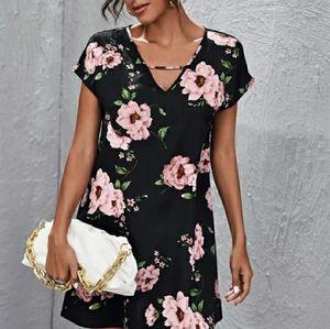Keyhole Neck Floral Print Dress
